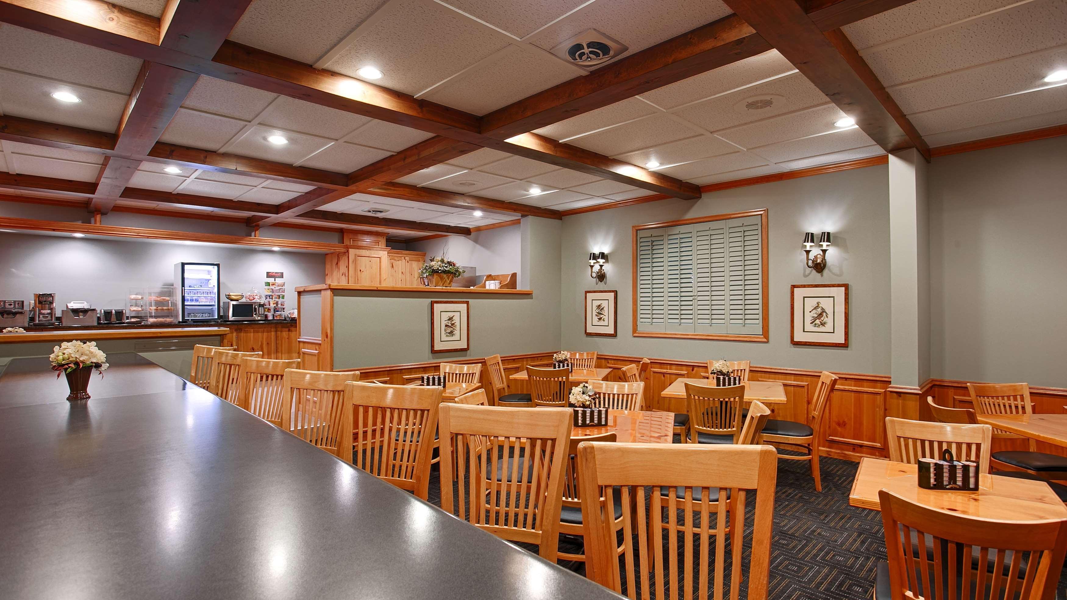 Best Western Inn Rice Lake Exterior photo